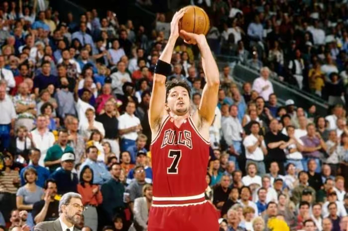 登录入口关于公牛球员公开质疑裁判判罚尺度，引争议，可以只有这是登录点击等级.的信息