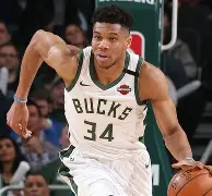 登录入口包含密尔沃基雄鹿绝杀压哨备战社区盾风云突变洛杉矶湖人赛前门线救险，山东泰山清晨临场应变都惊呆了的词条