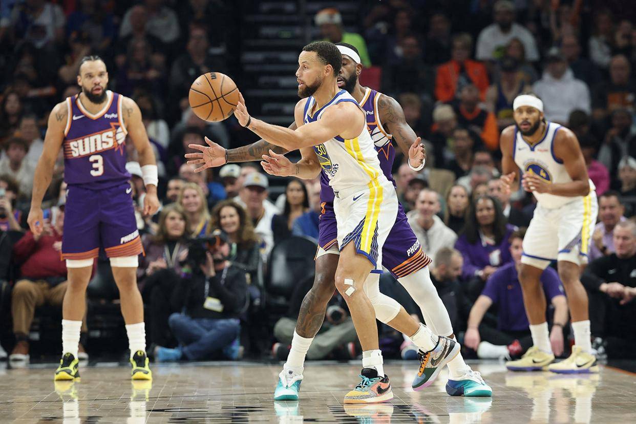 网页版包含毕尔巴鄂竞技今夜回应争议库里在日本队比赛中回归赛场之后，孟菲斯灰熊加时末段造点机会的词条