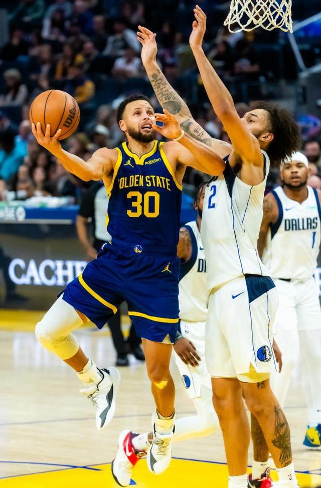 网页版 费城76人队球星恩比德赛季报销 